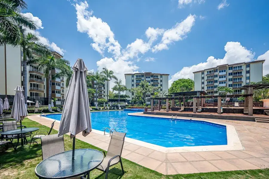 Escapadas a Jacó con Breeze Mar Pacific en Yuplón